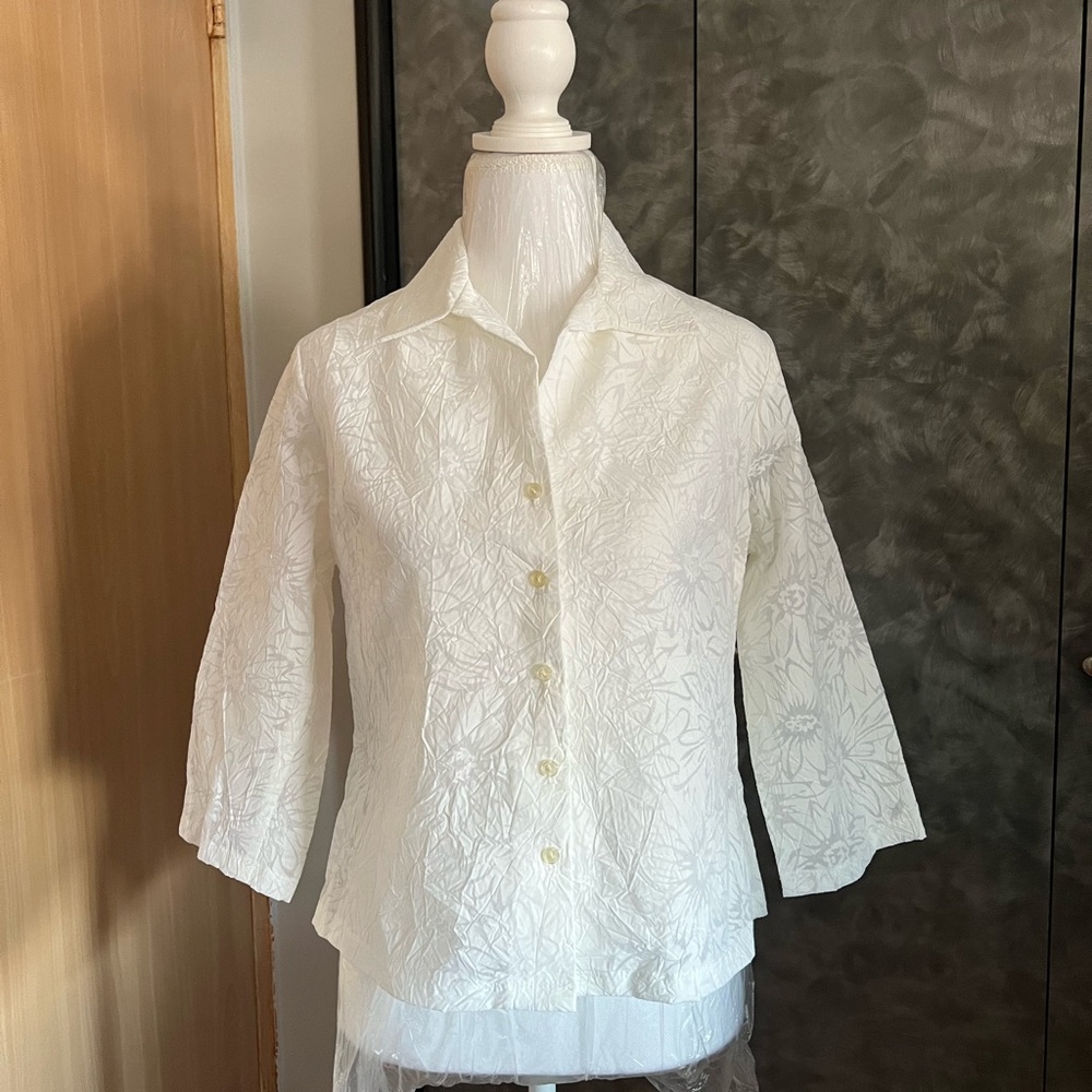 Chic Cream Button Down Shirt for Women